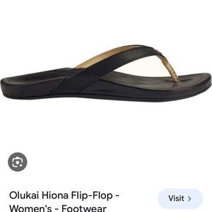 Olukai black flip flop